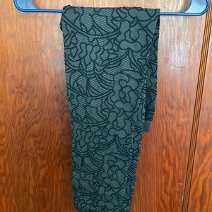 Gray and black patterned leggings